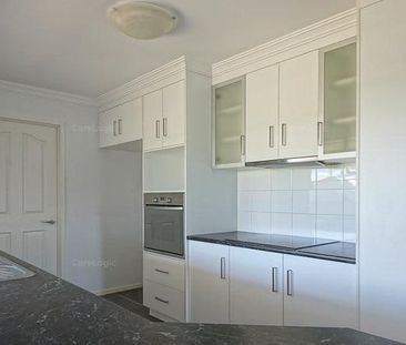 Modern Family Home in Quiet Oakey - Photo 5