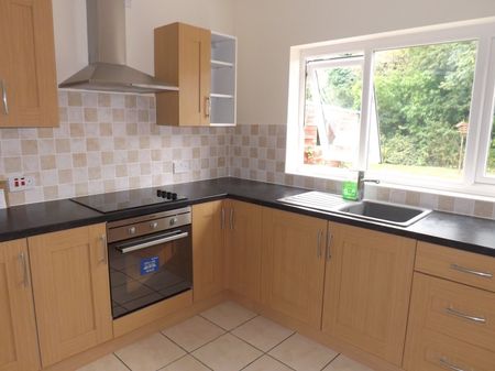 3 bedroom house to rent - Photo 5