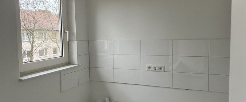 Ihr neues Zuhause in Blumenthal! Schicke, frisch renovierte 2-Zimmer-Wohnung mit Balkon!<br> - Photo 1