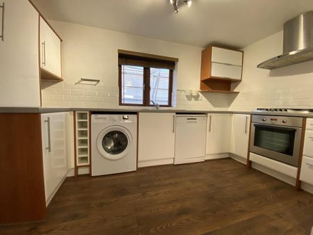 1 bedroom flat to rent - Photo 3