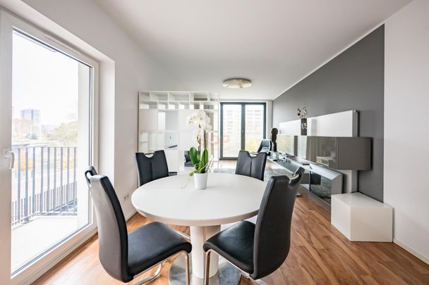 2 pokojowe mieszkanie w centrum – widok na rzekę - Zdjęcie 1