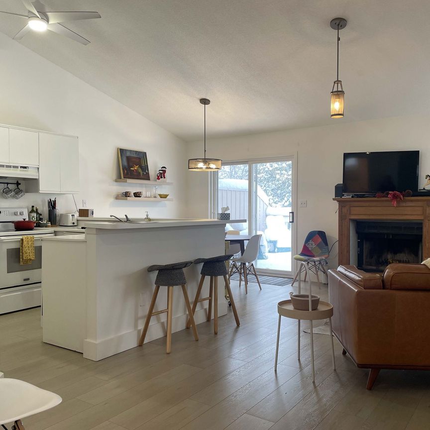 For Lease - 58 Alice Street Unit# 17, Blue Mountains, Ontario - Photo 1