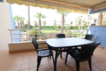 Apartamento bajo en Aguamarina.