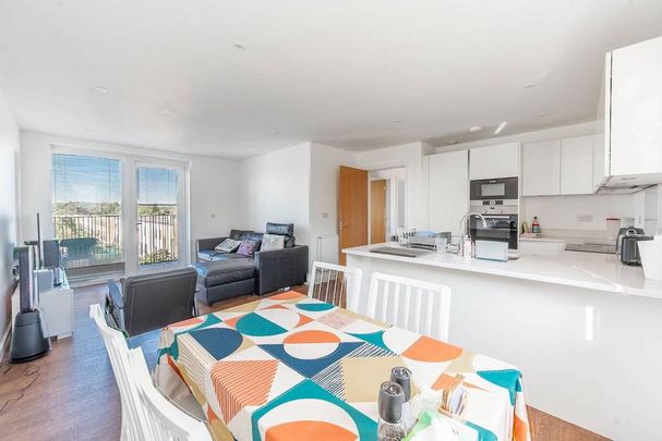 2 bedroom flat to rent - Photo 1