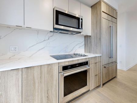 For Lease - 840 St. Clair Avenue Unit# 901, Toronto, Ontario - Photo 3