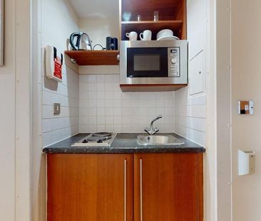 Studio to rent - Photo 4