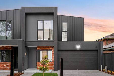 Brand New Architectural Masterpiece in the Heart of Keilor Village - Photo 4
