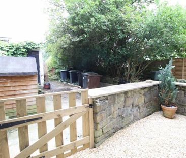 2 bedroom end of terrace house to rent - Photo 6