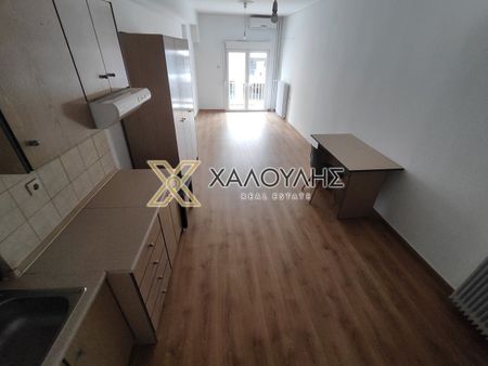Studio/Γκαρσονιέρα για ενοικίαση Κέντρο (Λάρισα) - Photo 5