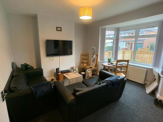 Starkey Crescent, Melrosegate - P10469 - Photo 1