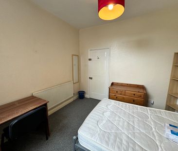 Monkgate, The Groves - P10980 - Photo 4