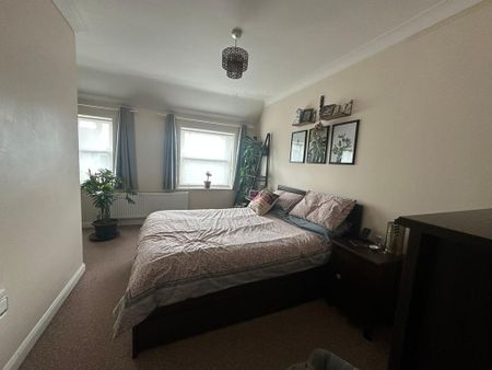 2 bedroom semi-detached house to rent - Photo 3
