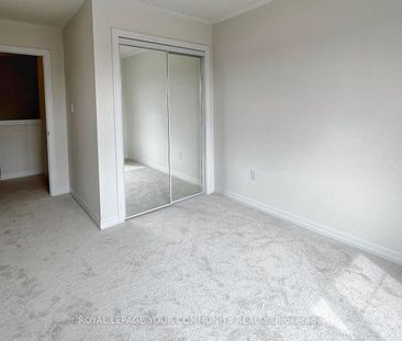 For Lease - 194 Vantage Loop Street, Newmarket, Ontario - Photo 6