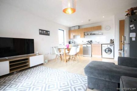 1 bedroom property to rent in Salford - Photo 4