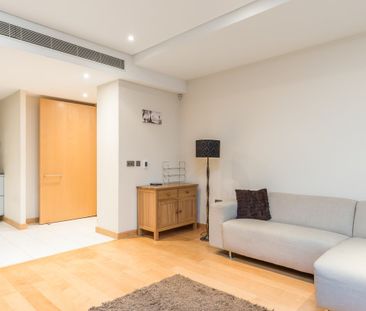 A fantastic one bedroom warehouse conversion situated in the popula... - Photo 4