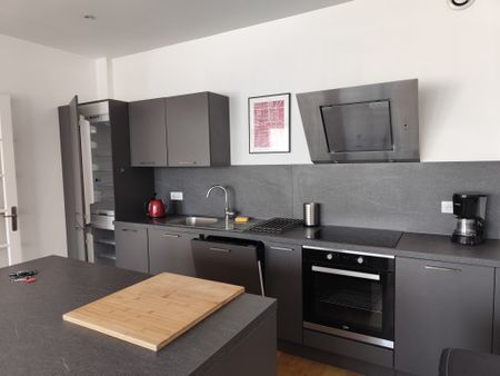 Location Appartement 3 pièces 81m² BORDEAUX 33200 - Photo 5