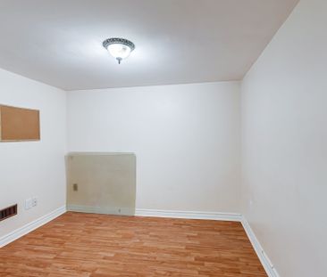 For Lease - 2340 Bromsgrove Road Unit# 14, Mississauga, Ontario - Photo 2