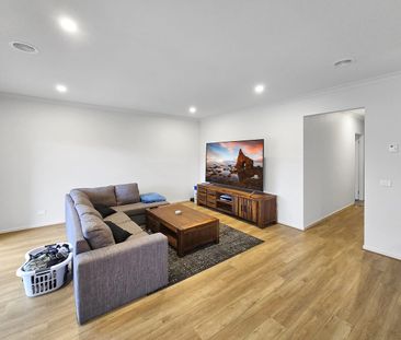 Beautiful Family Home in Ashbury! - Photo 1