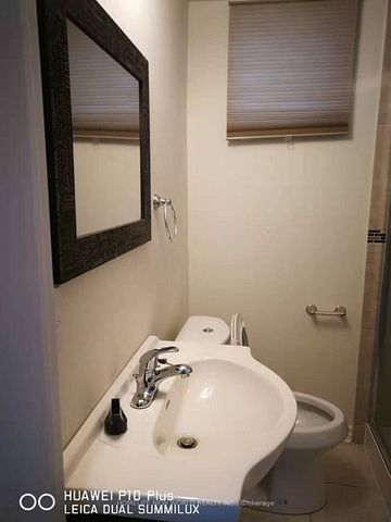 For Lease - 66 Stonehill Court, Toronto, Ontario - Photo 4