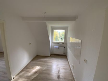 Tolle 3 Zimmer-Wohnung im Dachgeschoss Wetter Altwetter! - Photo 5