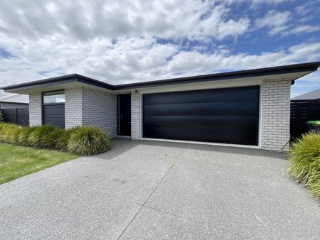 37 Tobollie Drive, Rolleston - Photo 3