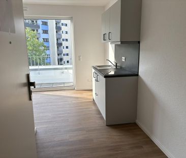 Hochwertiges Studentenapartment mit Pantryküche & Dachterrasse - Photo 2