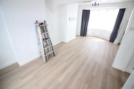 Rosecroft Road, Southall - Photo 4