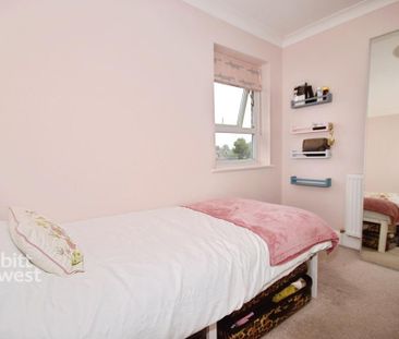 3 bedroom detached house to rent - Photo 5