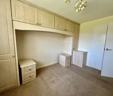 3 bedroom bungalow to rent - Photo 4