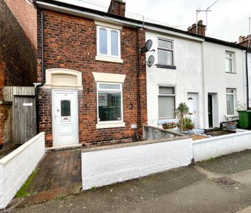 Refurbished 2-Bed - Photo 4