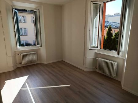 Muralto-Locarno, 3 minutes from the SBB station, large 4.5 room apartment for rent - Photo 3