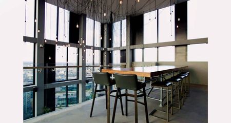 Bronze Studio Upper Level Premium View - Photo 2