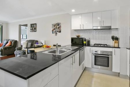 Spacious One-Bedroom - Photo 3