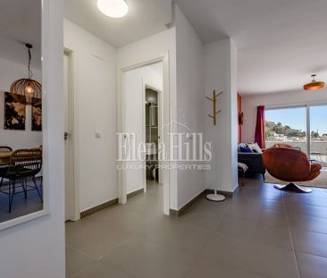 A spacious and modern apartment in Altea la Vella, Alicante for sho... - Photo 1