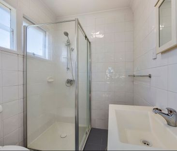 One-Bedroom Home in Convenient Tarragindi Location - Photo 4
