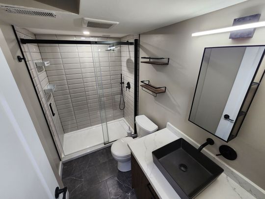 For Lease - 435 Hansen Road Unit# Lower, Brampton, Ontario - Photo 1