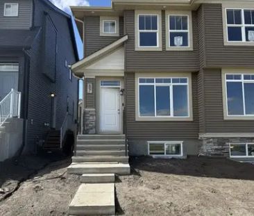 NEW 3 BEDROOM DUPLEX IN GLACIER RIDGE | 87 Edith Pass Northwest, Calgary - Photo 1