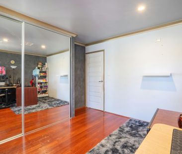 4x2 with extra kitchenette Pool servicing included. - Photo 6