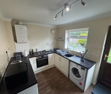 2 Bed Semi-Detached House, Amberley Close, L6 - Photo 2