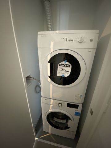 For Lease - 161 Roehampton Avenue Unit# 3810, Toronto, Ontario - Photo 2