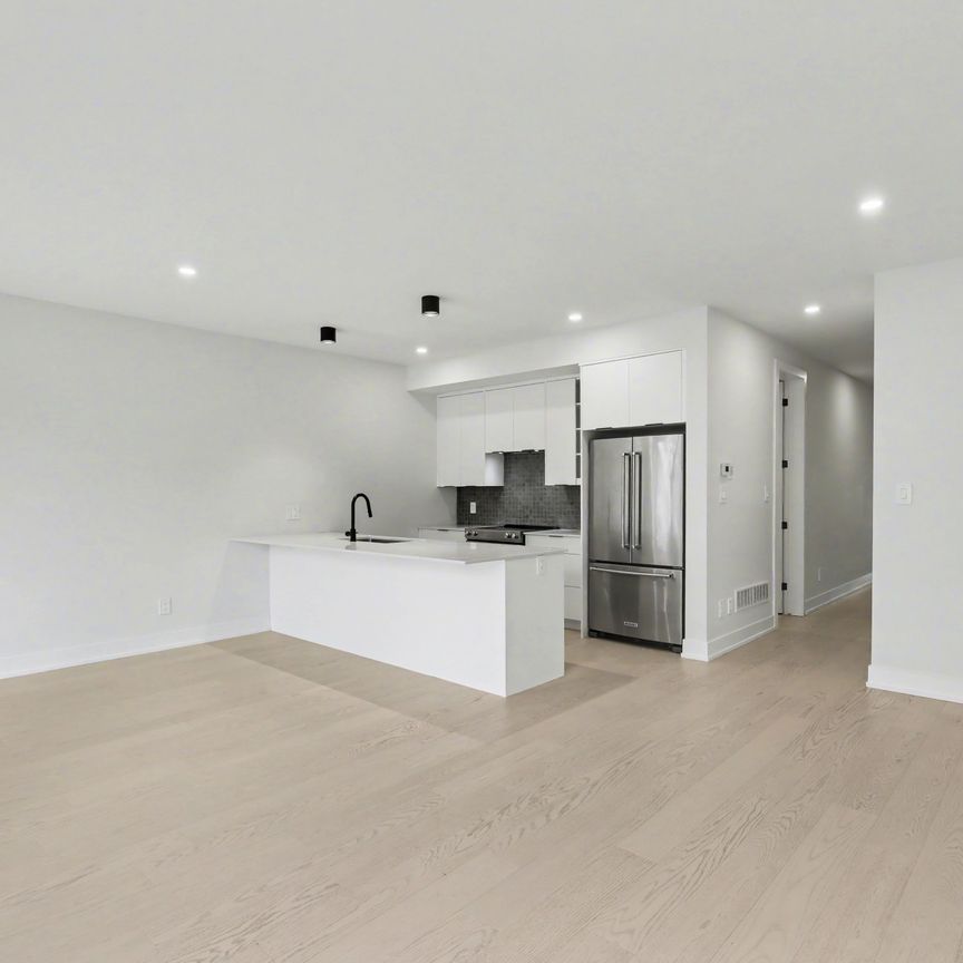 For Lease - 1965 Upperpoint Gate Unit# 147, London South, Ontario - Photo 1