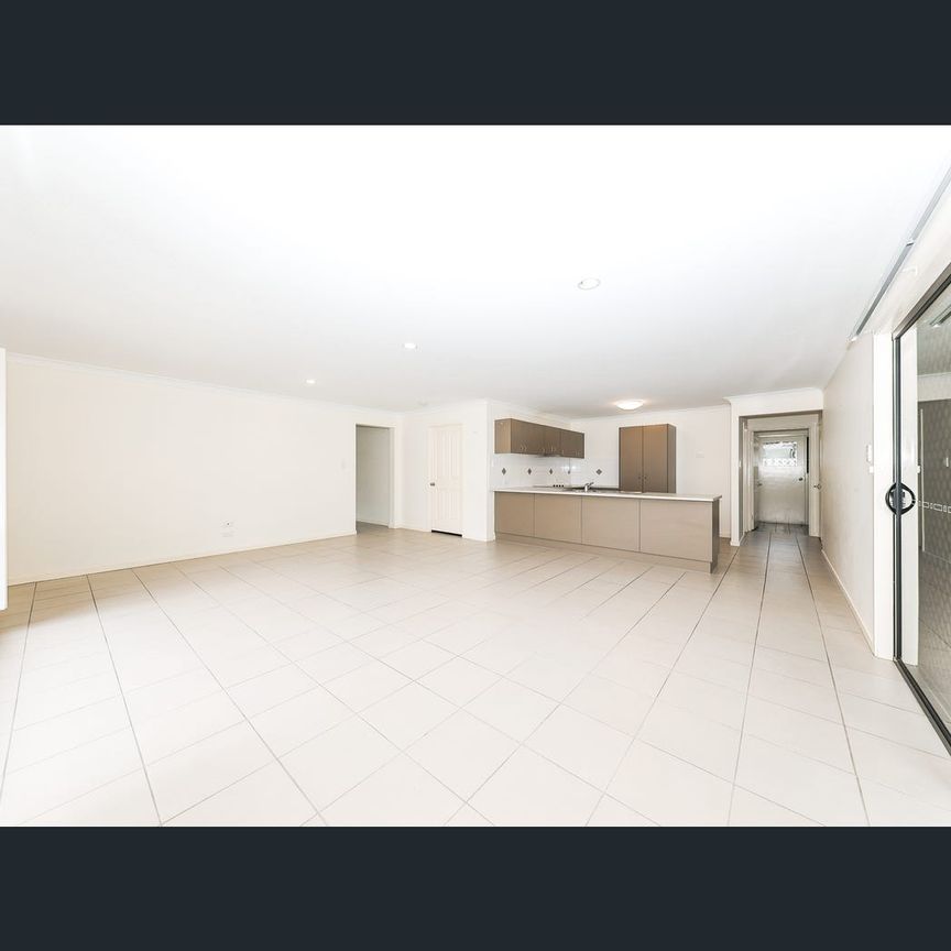 7 Bellagio Crescent, Coomera, Qld 4209 - Photo 1