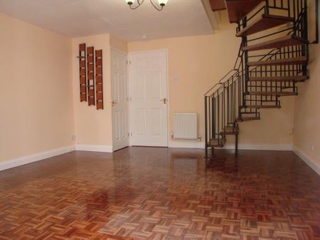 3 bedroom semi-detached house to rent - Photo 3