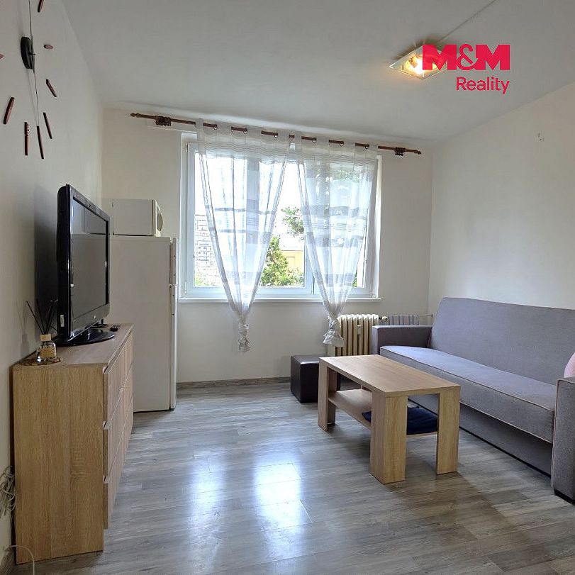 Pronájem bytu 1+kk 20 m² - Photo 1