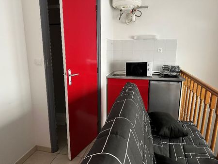 Location appartement Marseille 1er (13001) - Photo 4