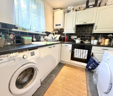 1 bedroom ground floor flat to rent - Photo 5