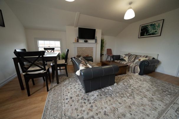 2 bedroom flat to rent - Photo 1