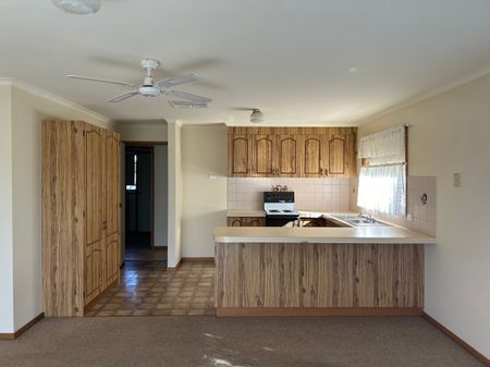 1/9 Ridge Court, Mildura - Photo 4