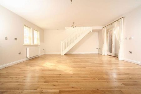2 bedroom terraced house to rent - Photo 2