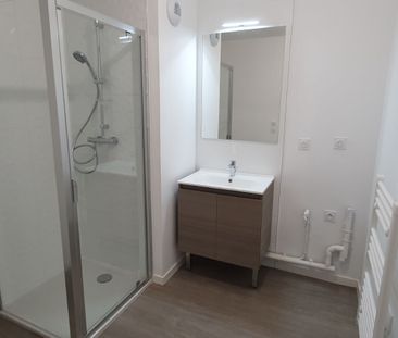 Location Appartement 3 pièces 62m² - Photo 6